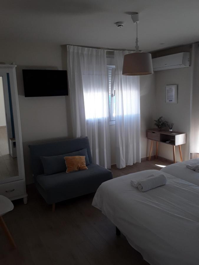 Punta Carnero Hostal Альхесирас Экстерьер фото