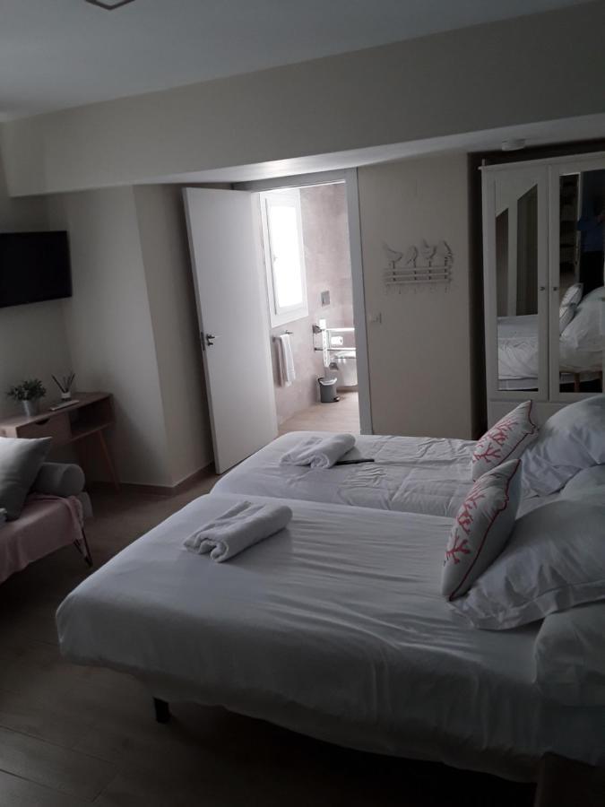 Punta Carnero Hostal Альхесирас Экстерьер фото