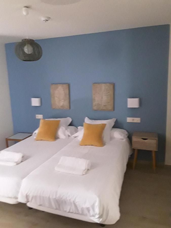 Punta Carnero Hostal Альхесирас Экстерьер фото