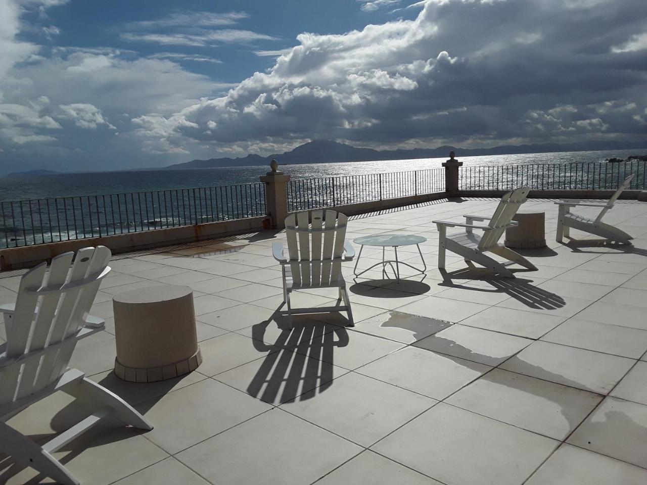 Punta Carnero Hostal Альхесирас Экстерьер фото